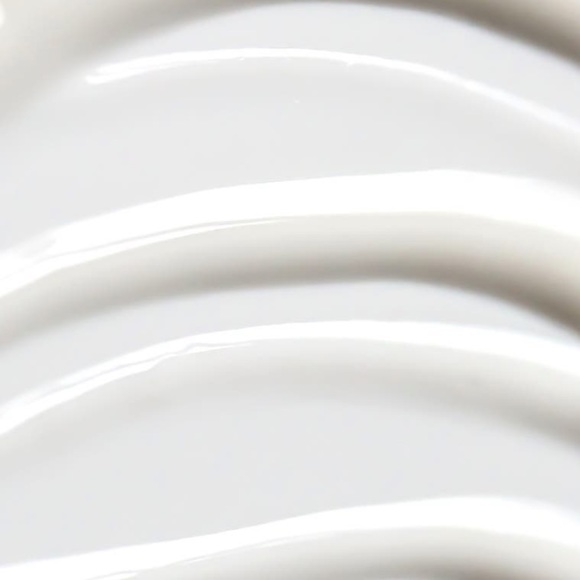 $15❤️‍🔥 LAST 1! Ourself Lip Filler Plumping 👄 NEW Hyaluronic Acid Technology - Picture 2 of 6